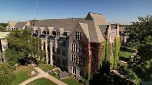 Dominican University