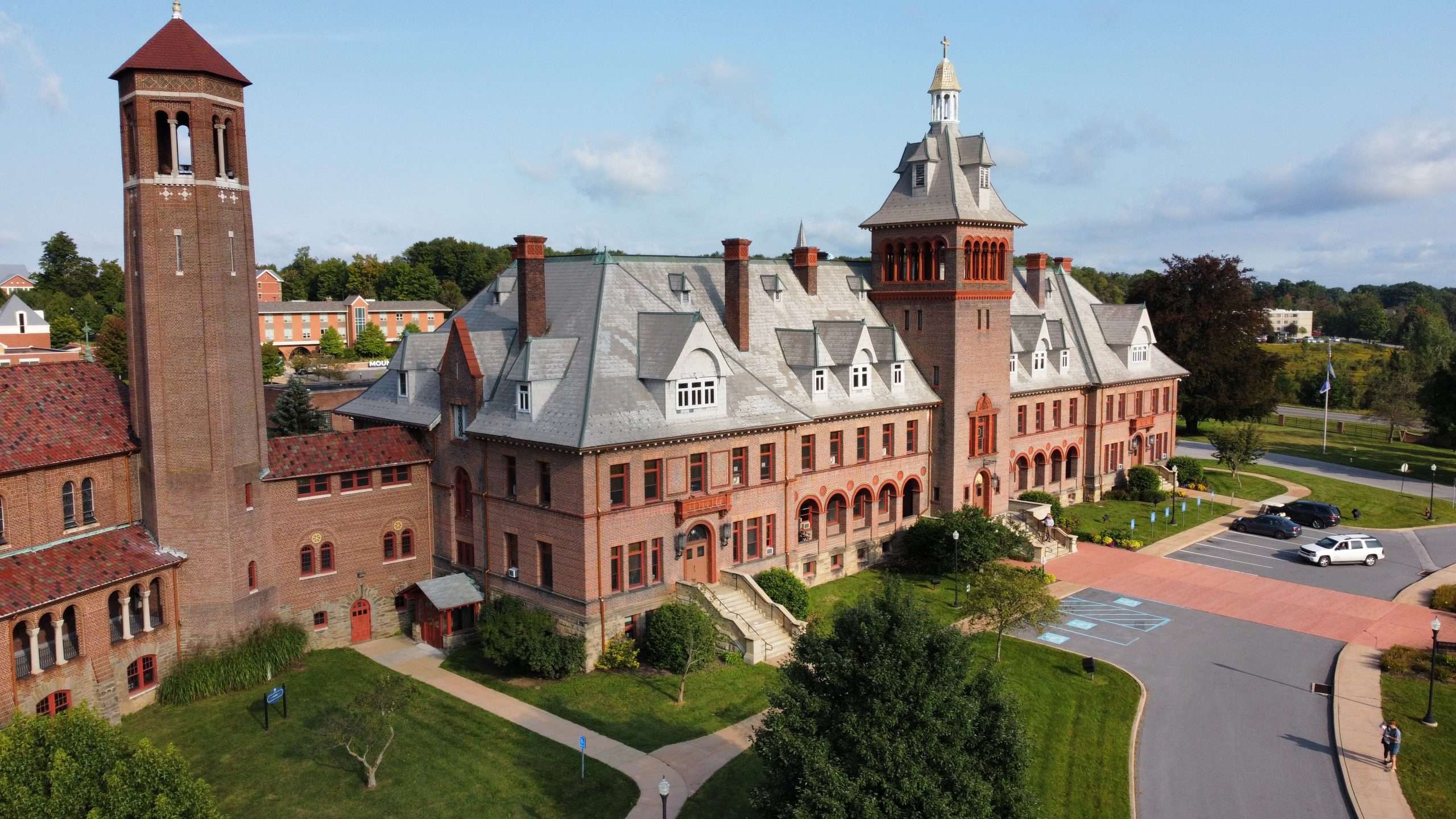 Mount Aloysius College