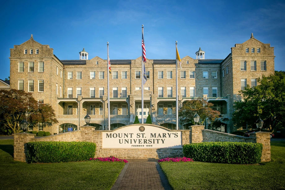 Mount St. Mary College