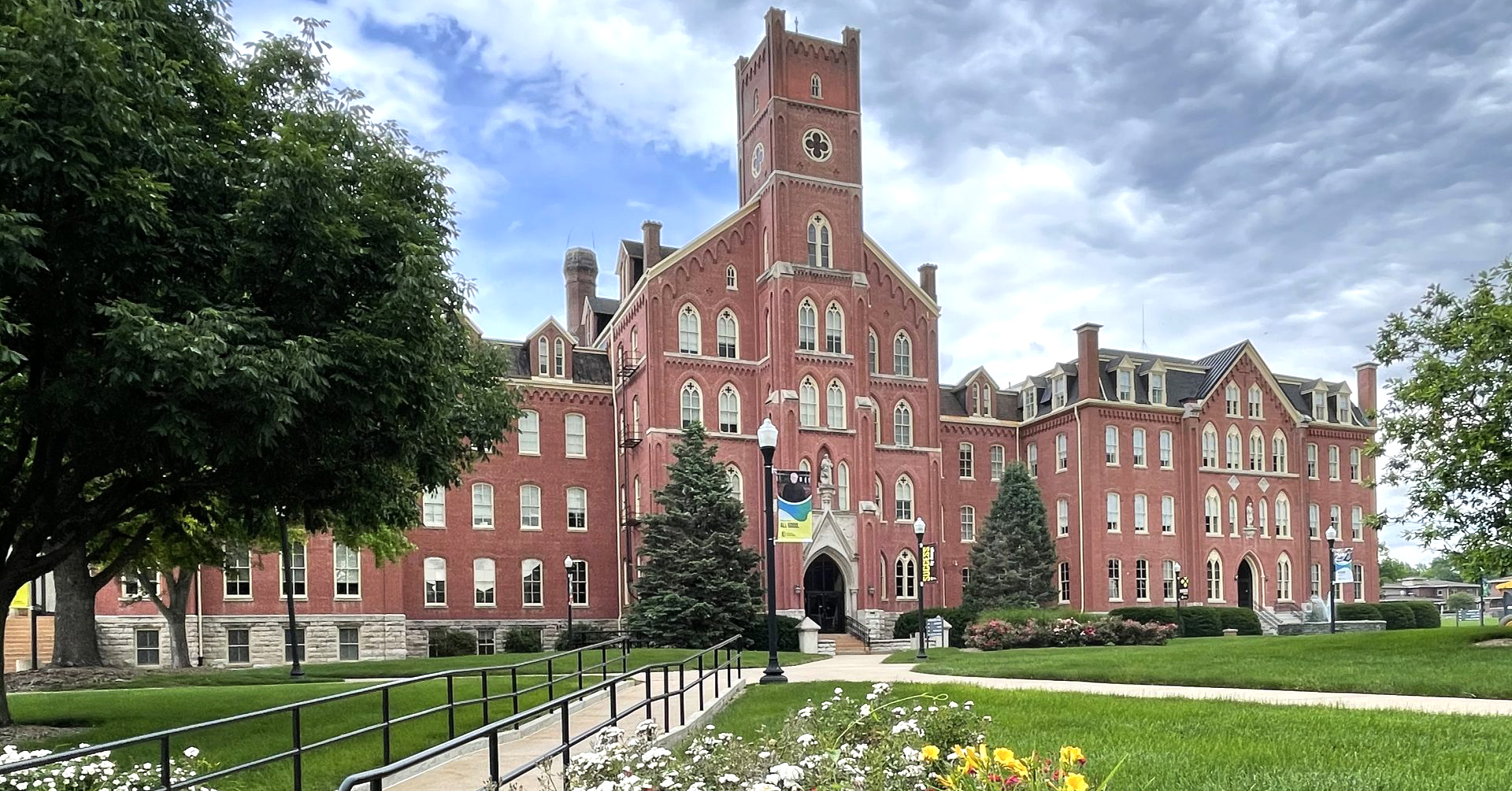 Quincy University