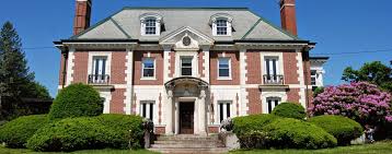 Thomas More College of Liberal Arts